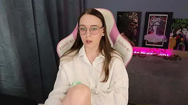 Sweet frosti online show from May 1, 3:55 am
