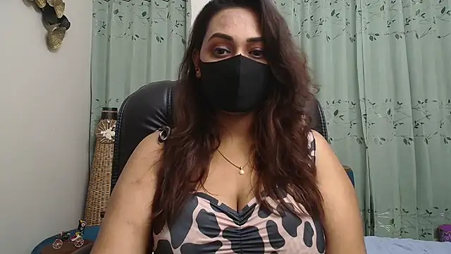 Snapshot of OH-Monica chatting on October 11, 8:51 pm OH-Monica online show from October 11, 8:51 pm
