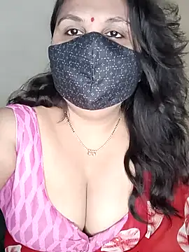 Snapshot of Love-priya chatting on February 22, 7:23 am Love-priya online show from February 22, 7:23 am