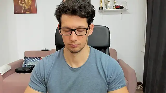 BrutusK08 online show from February 1, 7:26 am