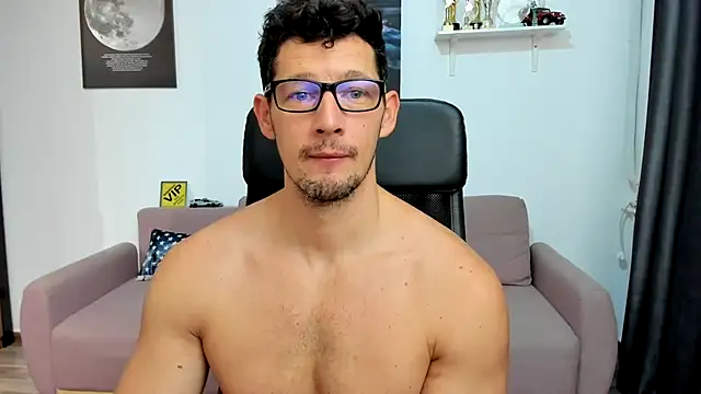 BrutusK08 online show from November 11, 8:36 am