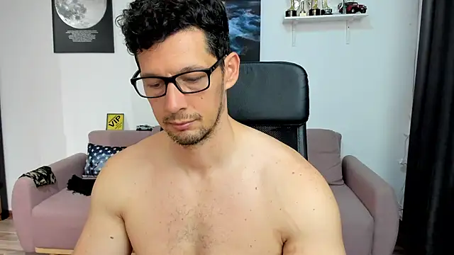 BrutusK08 online show from June 12, 6:56 am