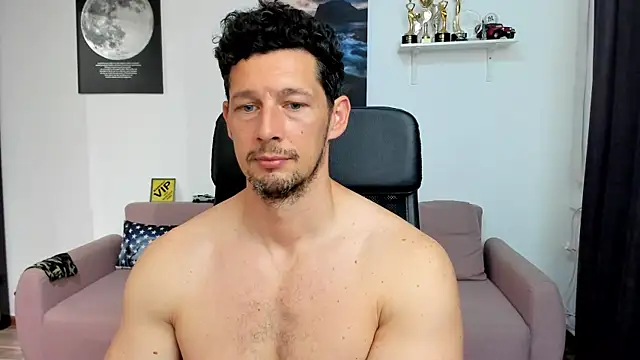 BrutusK08 online show from June 16, 6:38 am