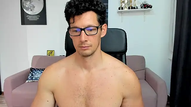 BrutusK08 online show from July 7, 7:23 am