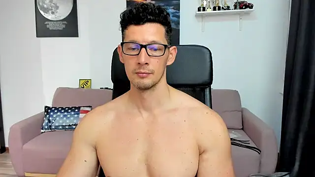 BrutusK08 online show from July 20, 10:39 am