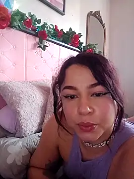 Snapshot of Lia_Roxx chatting on February 9, 1:26 pm Lia Roxx online show from February 9, 1:26 pm