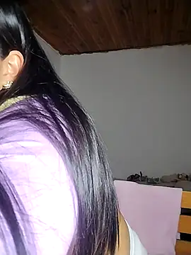 Snapshot of KATYGONZALEZ chatting on May 15, 11:34 pm KATYGONZALEZ online show from May 15, 11:34 pm