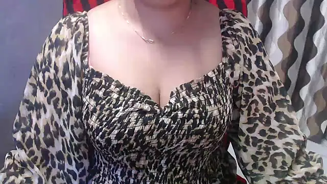 Snapshot of Kaur_Jannat chatting on January 2, 6:12 pm Kaur Jannat online show from January 2, 6:12 pm