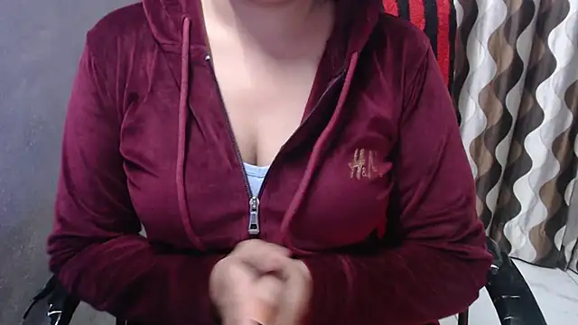 Snapshot of Kaur_Jannat chatting on January 11, 5:51 pm Kaur Jannat online show from January 11, 5:51 pm