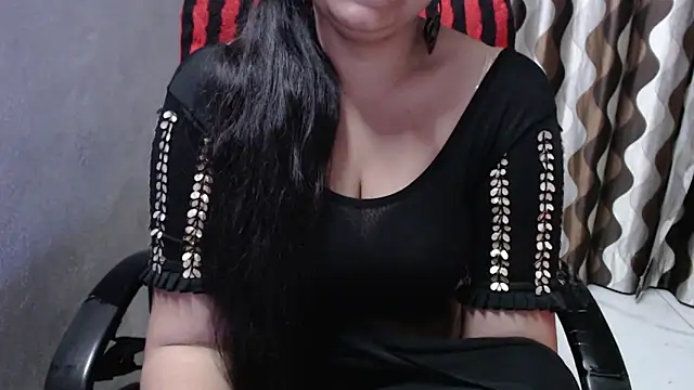 Snapshot of Kaur_Jannat chatting on January 27, 8:28 pm Kaur Jannat online show from January 27, 8:28 pm