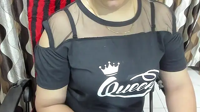 Snapshot of Kaur_Jannat chatting on October 15, 6:19 pm Kaur Jannat online show from October 15, 6:19 pm