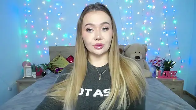 Snapshot of StacyYellig chatting on January 26, 2:35 am StacyYellig online show from January 26, 2:35 am