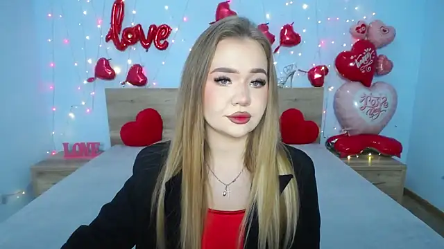 Snapshot of StacyYellig chatting on February 15, 3:20 am StacyYellig online show from February 15, 3:20 am