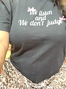 CUTE SOPHIA- online show from October 7, 8:50 pm