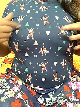 CUTE SOPHIA- online show from October 10, 1:15 am