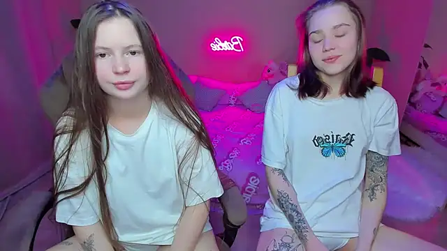 HelloRoxy online show from January 8, 3:19 am