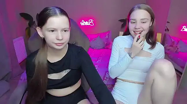 HelloRoxy online show from January 9, 4:30 am