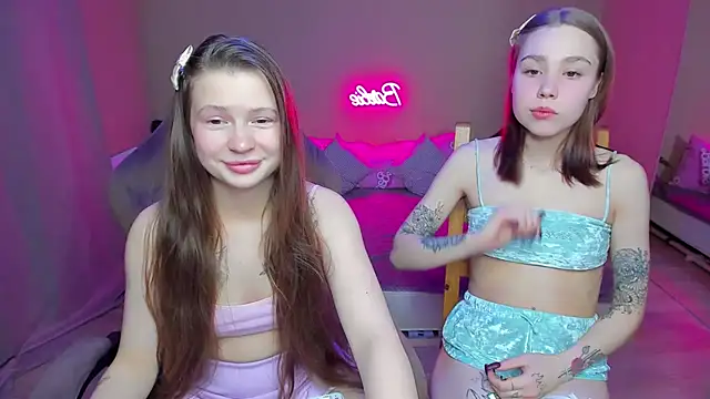 HelloRoxy online show from January 25, 6:46 pm