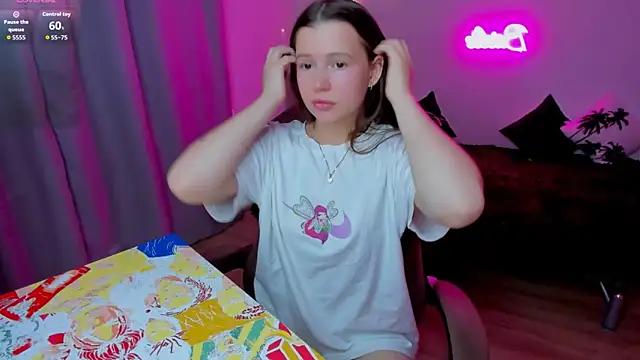 HelloRoxy online show from November 8, 7:01 pm