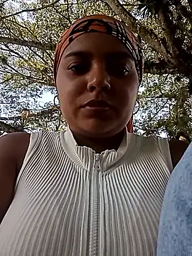 Snapshot of stefanie010 chatting on November 1, 5:48 pm stefanie010 online show from November 1, 5:48 pm