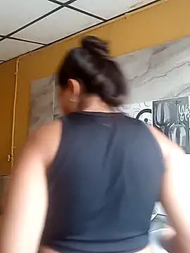 stefanie010 online show from February 17, 6:58 pm