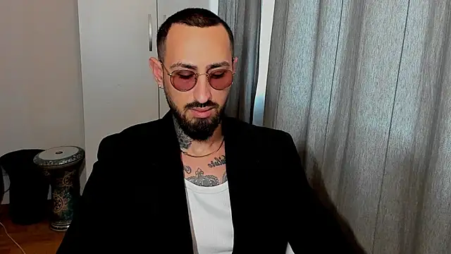 Baddfuckerr online show from January 22, 9:02 am