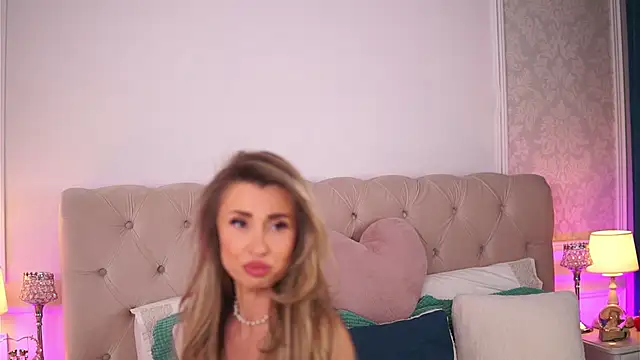 EnjoyableEmma online show from January 30, 10:40 am