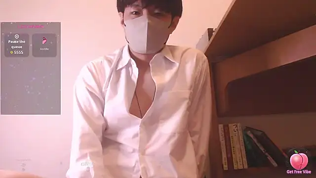 Snapshot of Kaidengi chatting on May 2, 4:34 pm Kaidengi online show from May 2, 4:34 pm