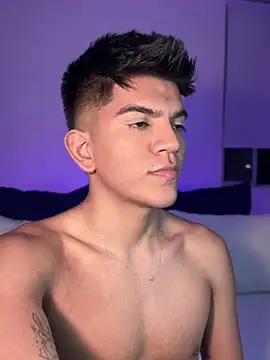 santiago 01 online show from January 12, 4:10 am