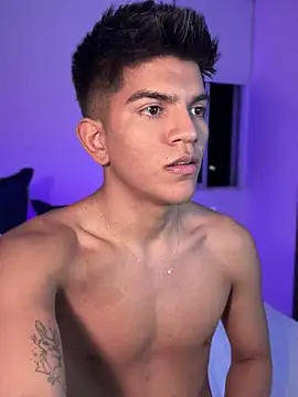 santiago 01 online show from January 16, 4:17 am