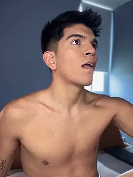 santiago 01 online show from September 8, 7:57 pm