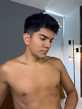 santiago 01 online show from March 1, 9:17 pm