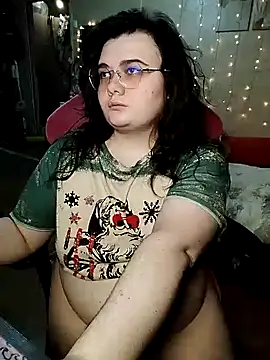 DenisHailey online show from February 20, 7:52 pm