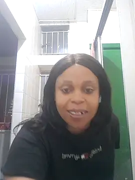 THESHORTQUEEN online show from October 22, 2:01 am