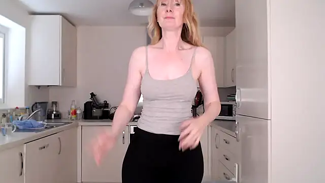 British Goddess Anna online show from July 14, 8:08 am