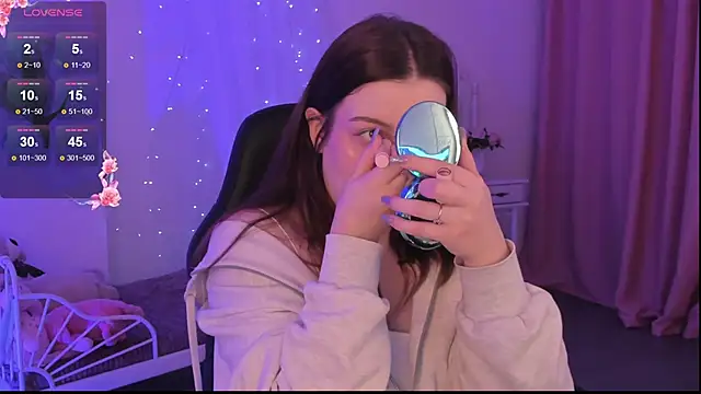 CoralineKeyns online show from February 8, 2:26 am