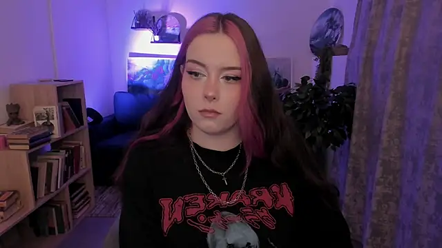 CoralineKeyns online show from July 29, 5:38 am