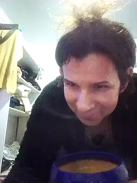 Snapshot of Cameron_puppy chatting on February 28, 2:42 pm Cameron puppy online show from February 28, 2:42 pm