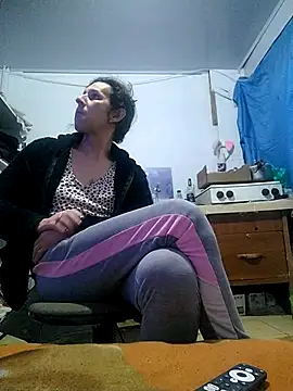 Snapshot of Cameron_puppy chatting on March 6, 4:52 am Cameron puppy online show from March 6, 4:52 am