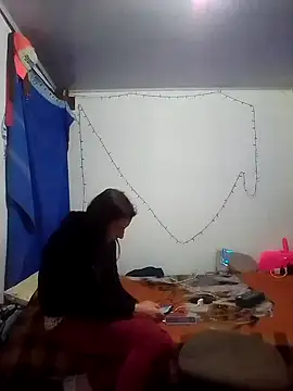 Snapshot of Cameron_puppy chatting on March 10, 4:28 am Cameron puppy online show from March 10, 4:28 am