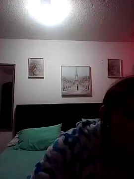 Snapshot of Cameron_puppy chatting on September 16, 5:58 pm Cameron puppy online show from September 16, 5:58 pm