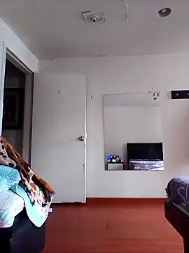 Snapshot of Cameron_puppy chatting on September 19, 7:25 pm Cameron puppy online show from September 19, 7:25 pm