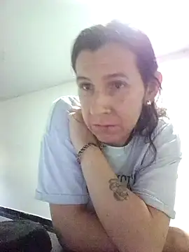 Snapshot of Cameron_puppy chatting on November 10, 7:02 pm Cameron puppy online show from November 10, 7:02 pm