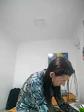 Cameron puppy online show from July 1, 6:07 pm