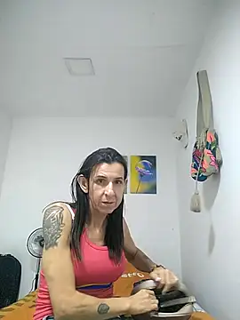 Cameron puppy online show from July 4, 1:56 am