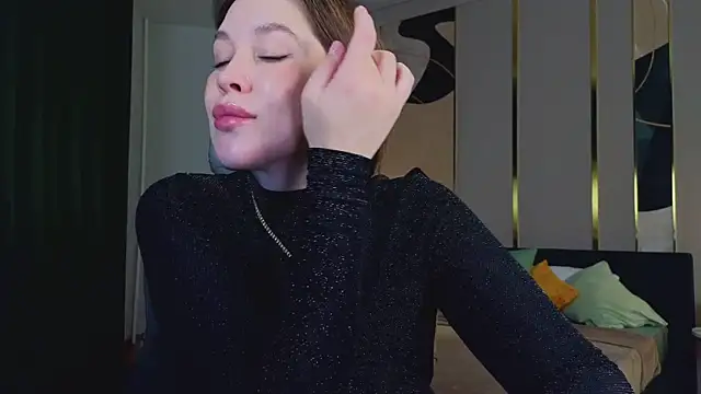 Snapshot of katy__moonj chatting on October 23, 1:05 am katy moonj online show from October 23, 1:05 am