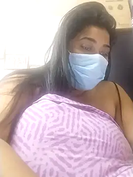 indianlisa5 online show from January 14, 6:56 am