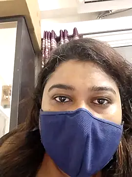 indianlisa5 online show from June 20, 9:06 pm