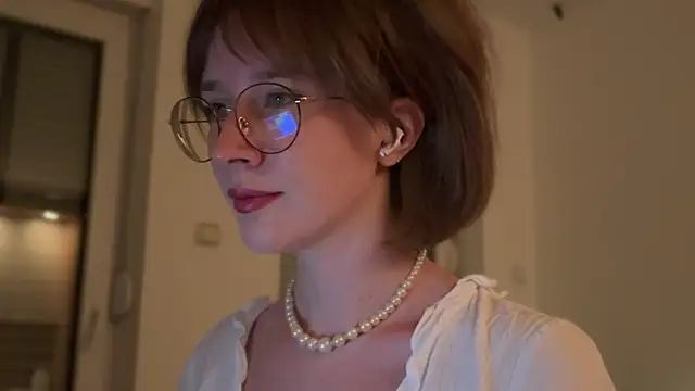 ms christiana online show from August 4, 12:03 am