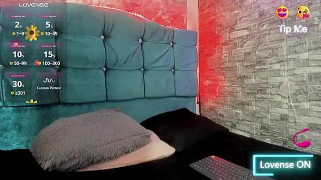 Cloee66 online show from October 2, 5:42 pm